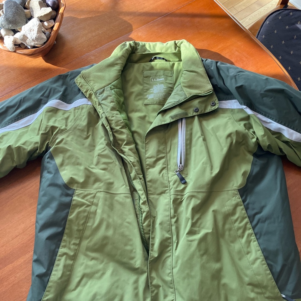 Men’s gently used winter coat